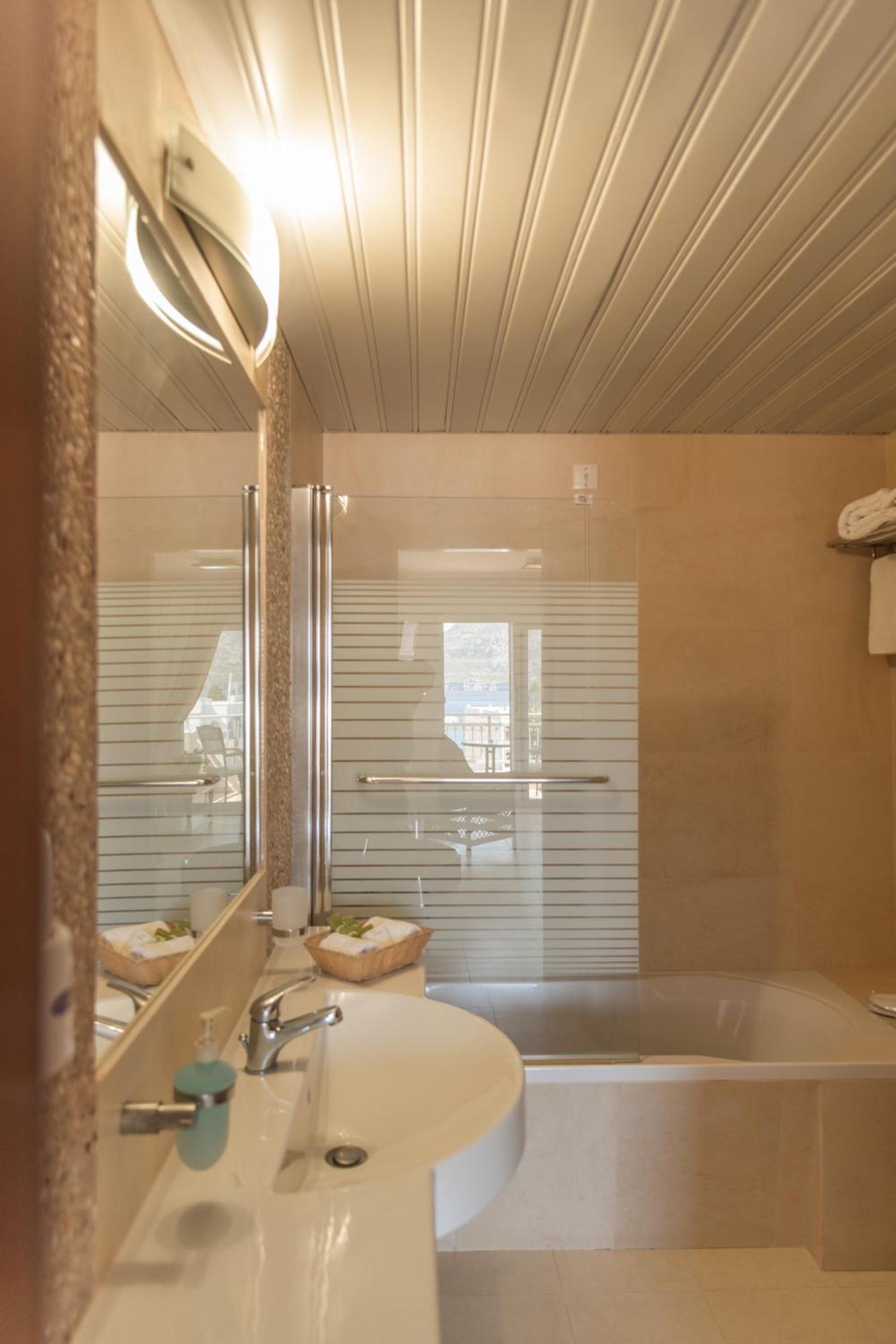 Hotel Astron Princess Karpathos Exteriér fotografie