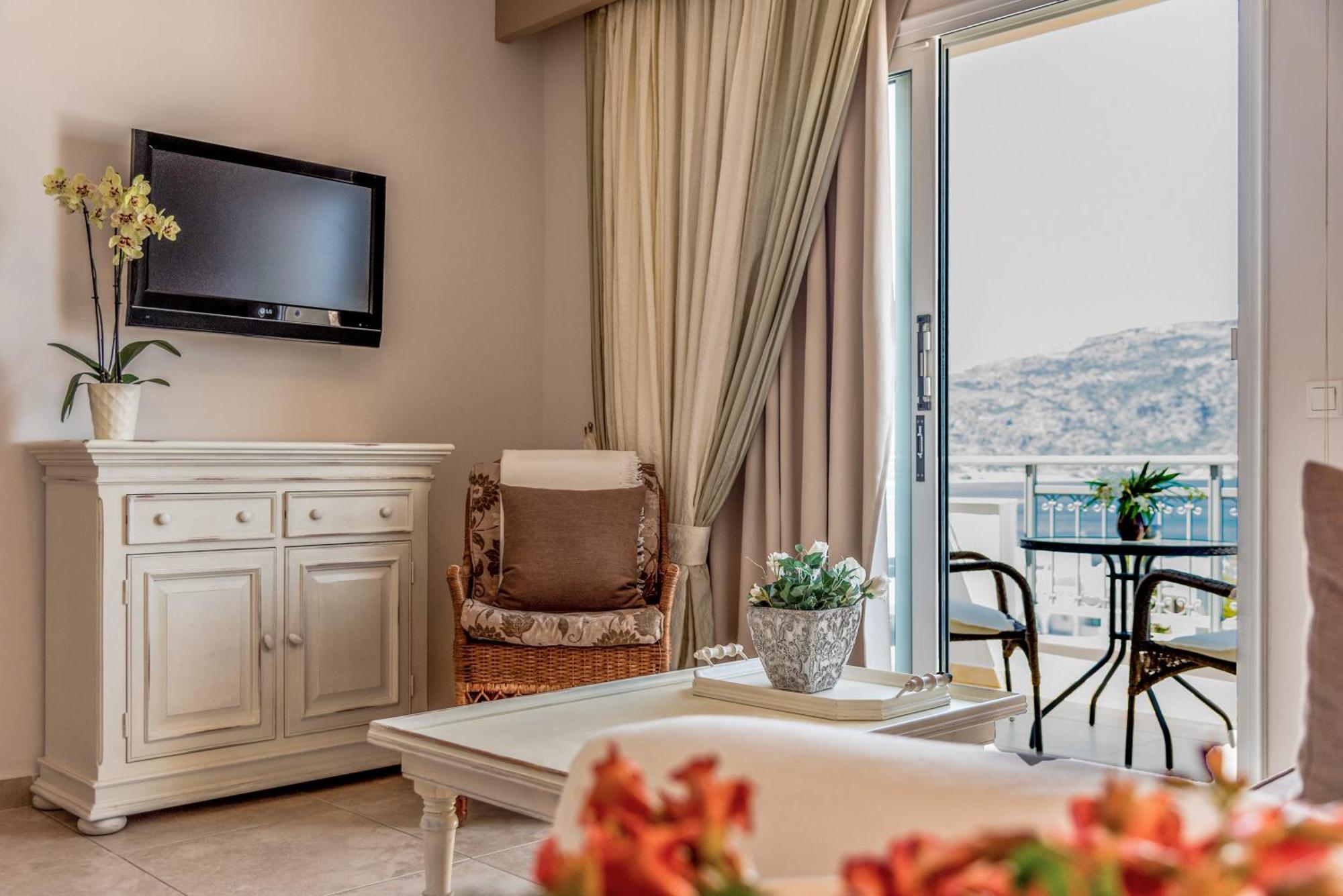 Hotel Astron Princess Karpathos Exteriér fotografie