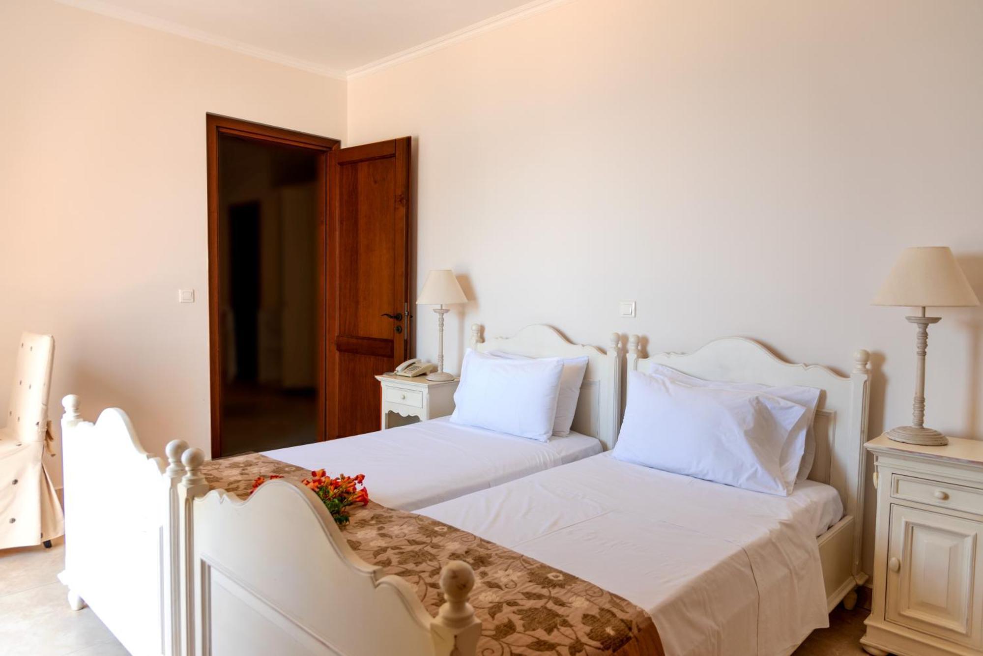 Hotel Astron Princess Karpathos Exteriér fotografie